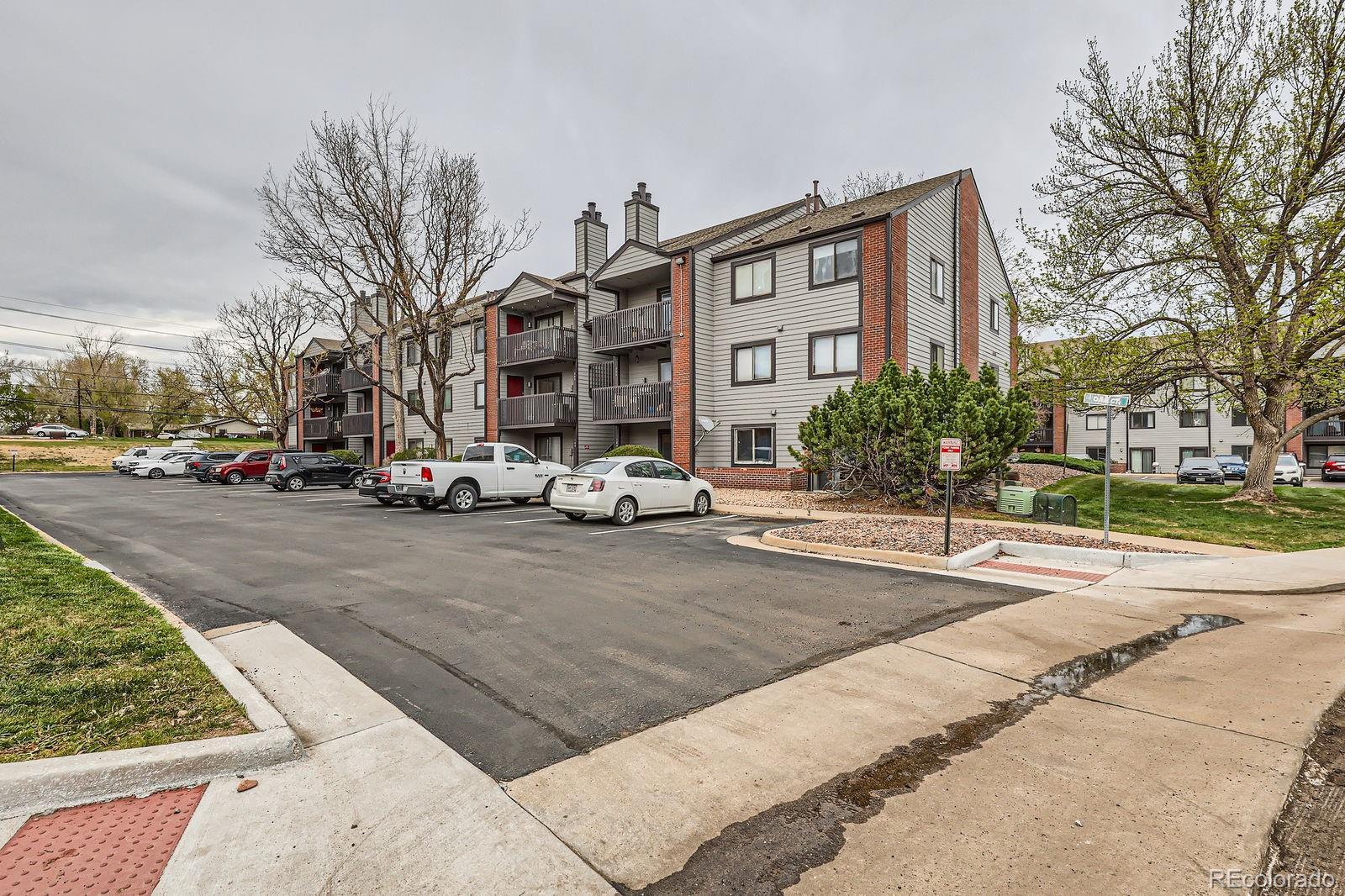 MLS Image #1 for 6388  oak court,arvada, Colorado