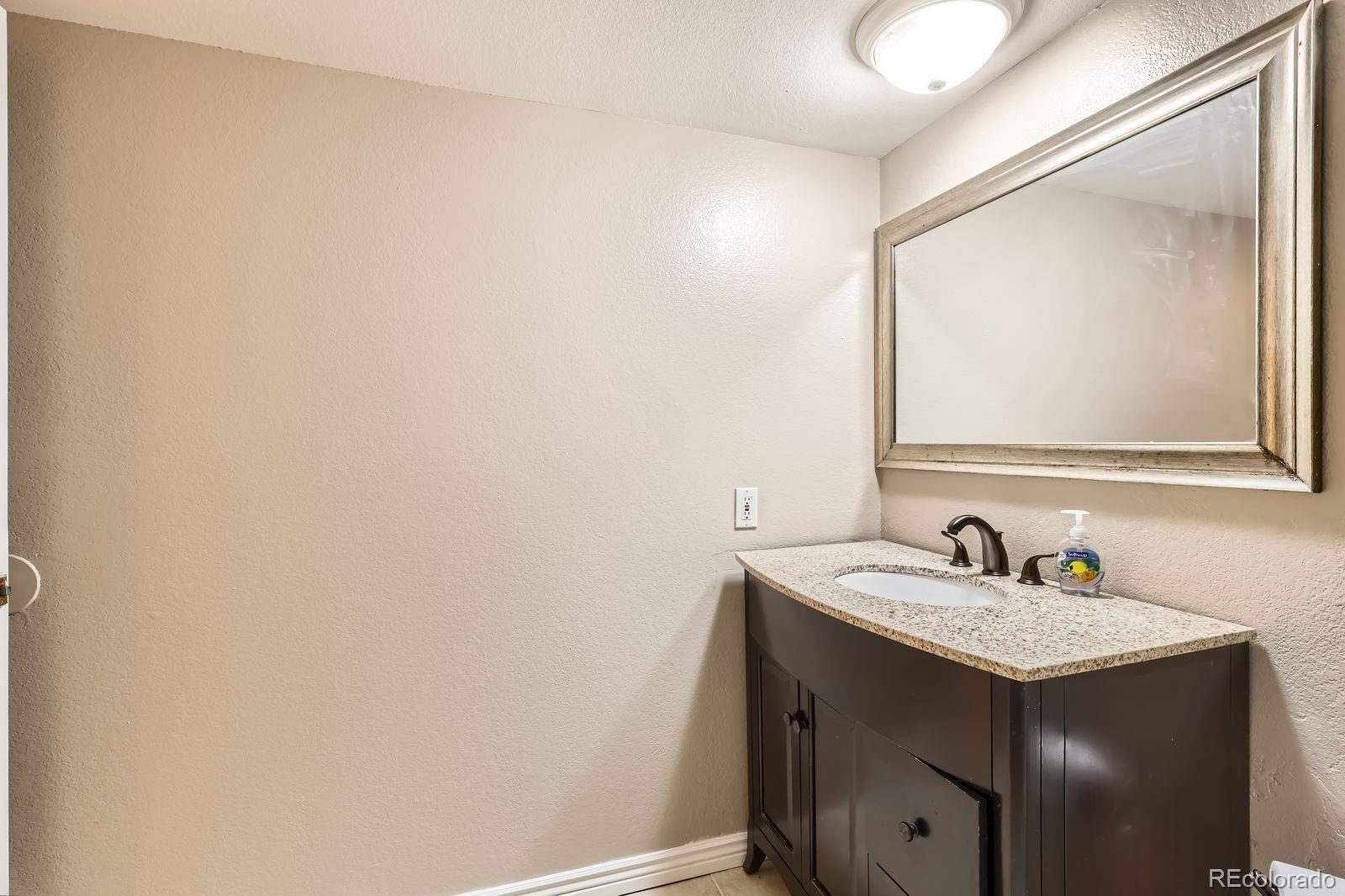 MLS Image #7 for 6388  oak court,arvada, Colorado