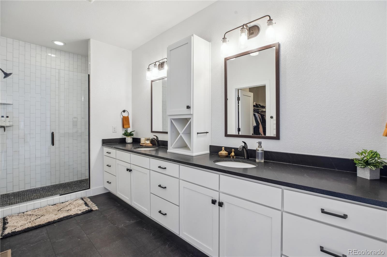 MLS Image #12 for 10165 e 59th avenue,denver, Colorado