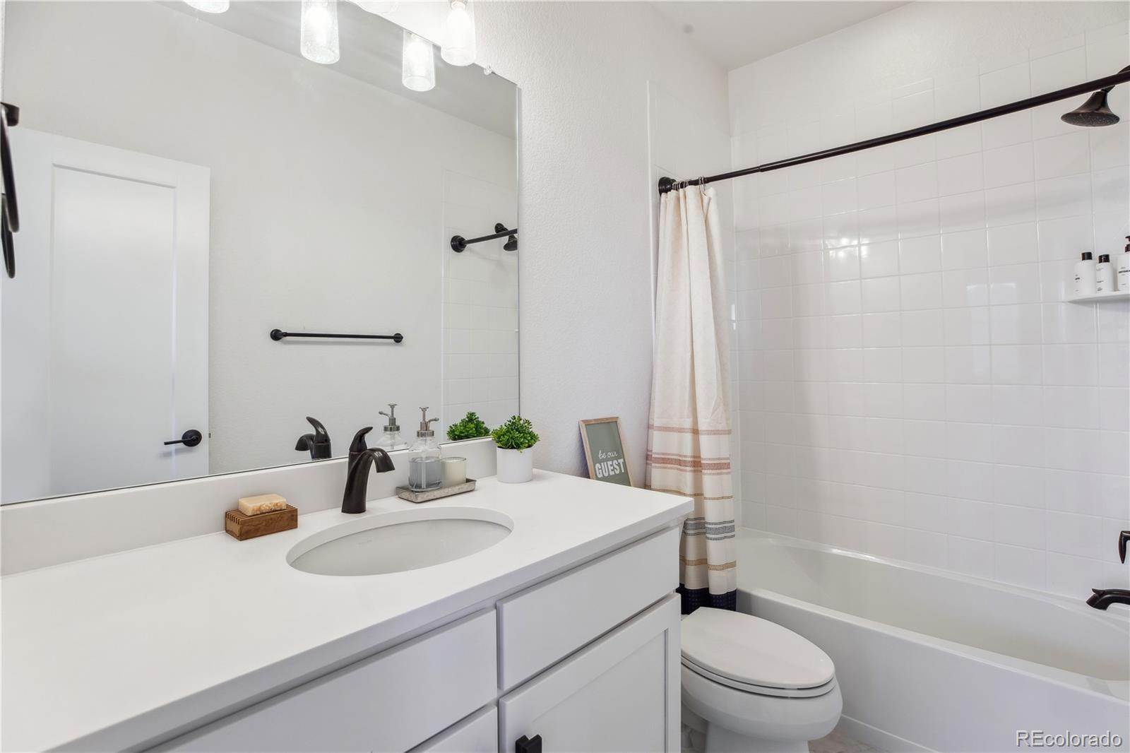 MLS Image #15 for 10165 e 59th avenue,denver, Colorado