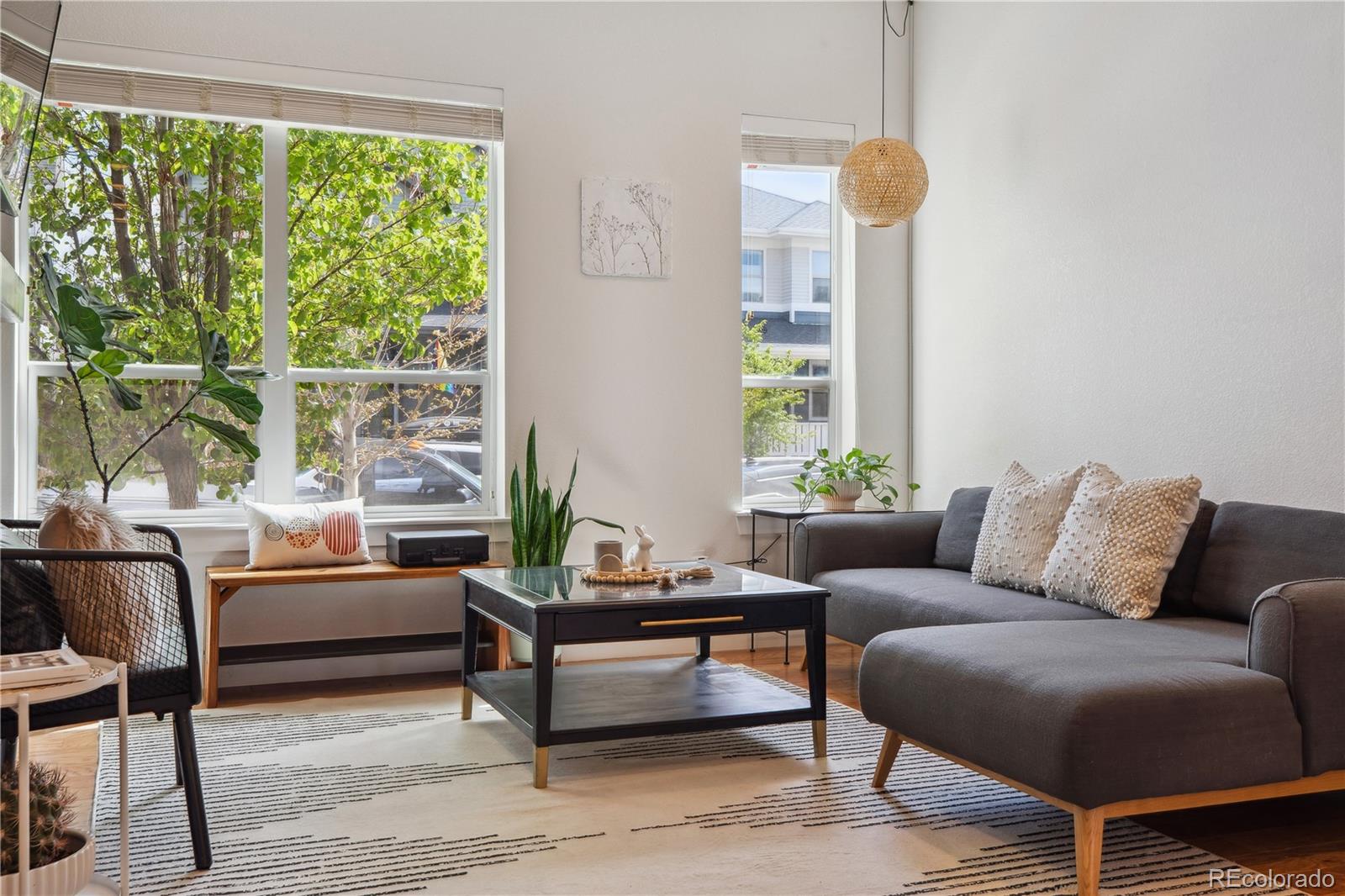 MLS Image #8 for 10165 e 59th avenue,denver, Colorado