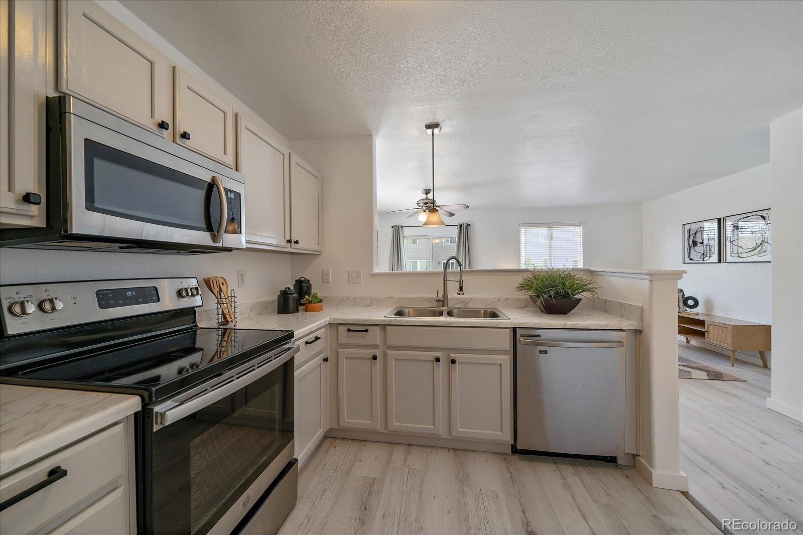 MLS Image #4 for 4437  cornish way,denver, Colorado