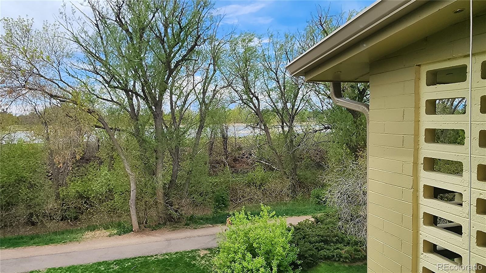 MLS Image #2 for 655 s alton way,denver, Colorado