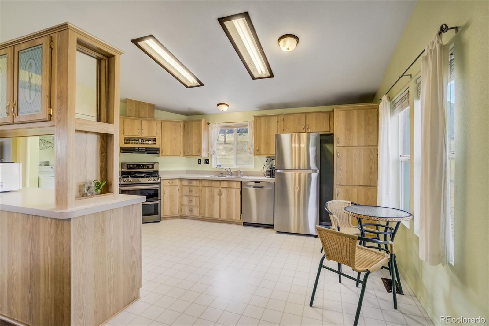 MLS Image #7 for 464  hackamore drive,florissant, Colorado