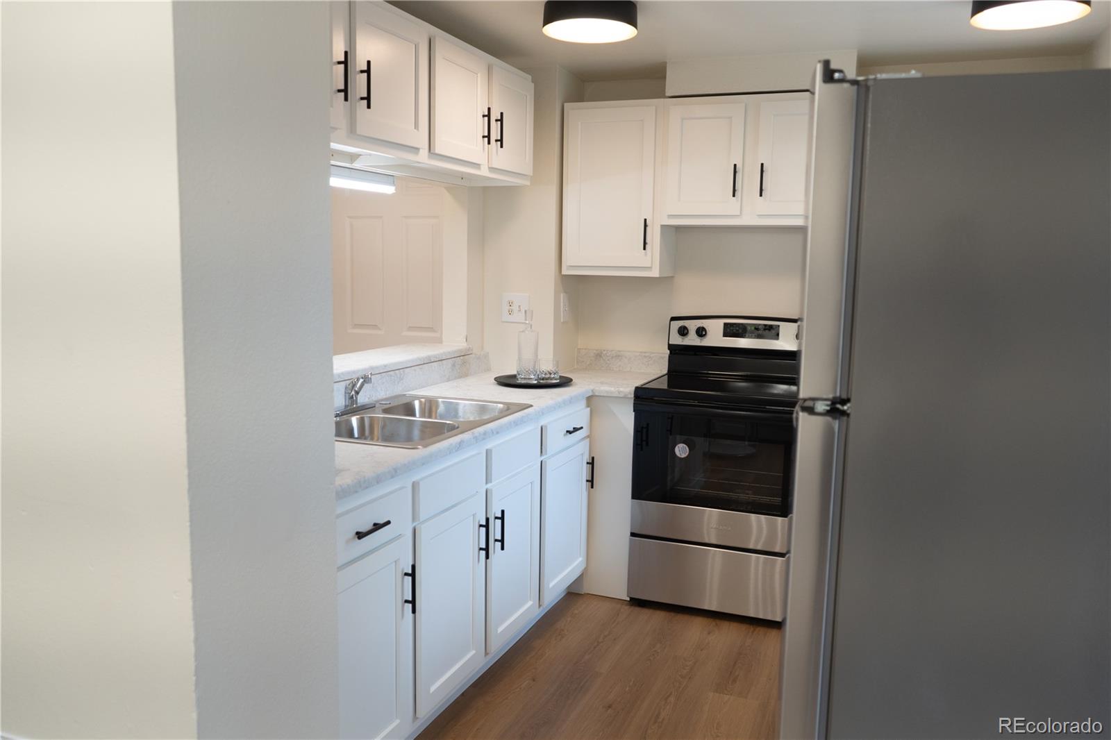 MLS Image #8 for 3073 w center avenue,denver, Colorado