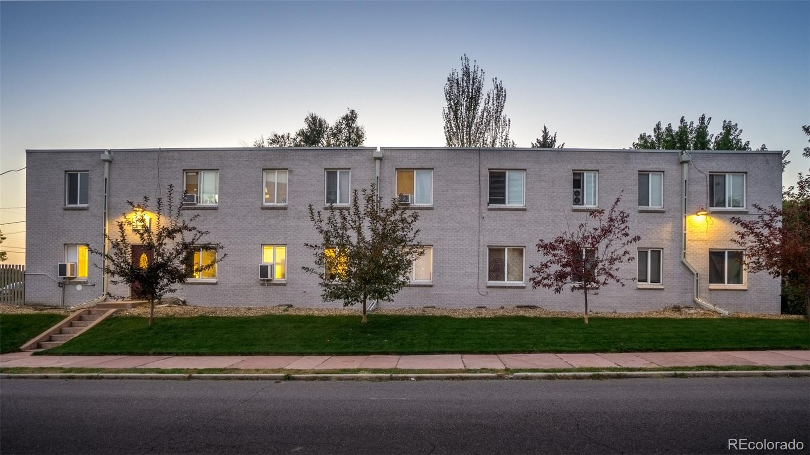 MLS Image #13 for 2480 w caithness place,denver, Colorado