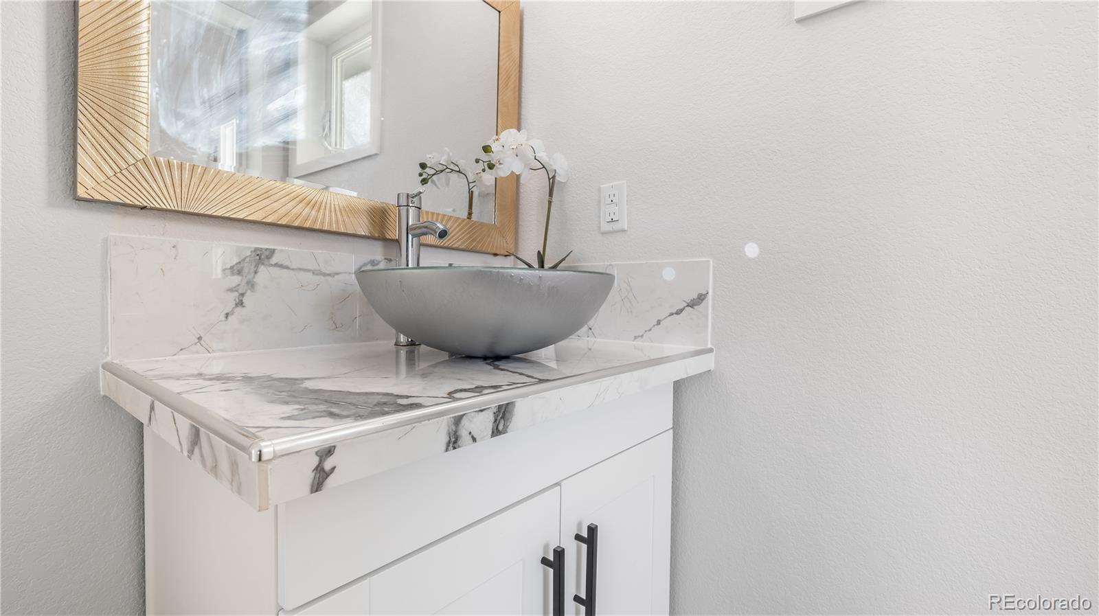 MLS Image #10 for 555  everett street,lakewood, Colorado