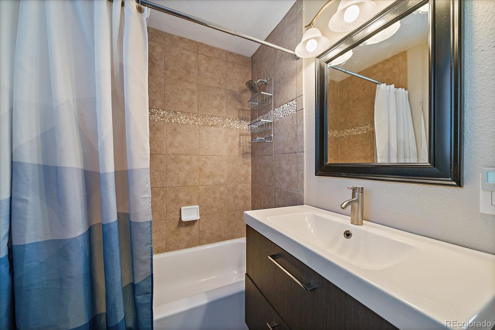 MLS Image #12 for 4530 s pennsylvania street,englewood, Colorado