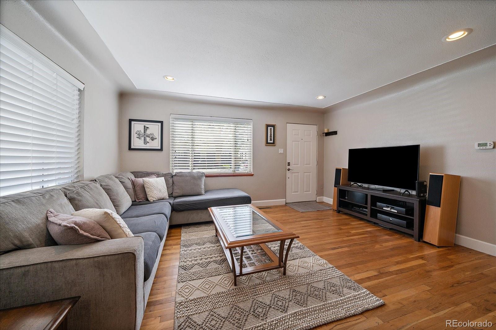 MLS Image #4 for 4530 s pennsylvania street,englewood, Colorado
