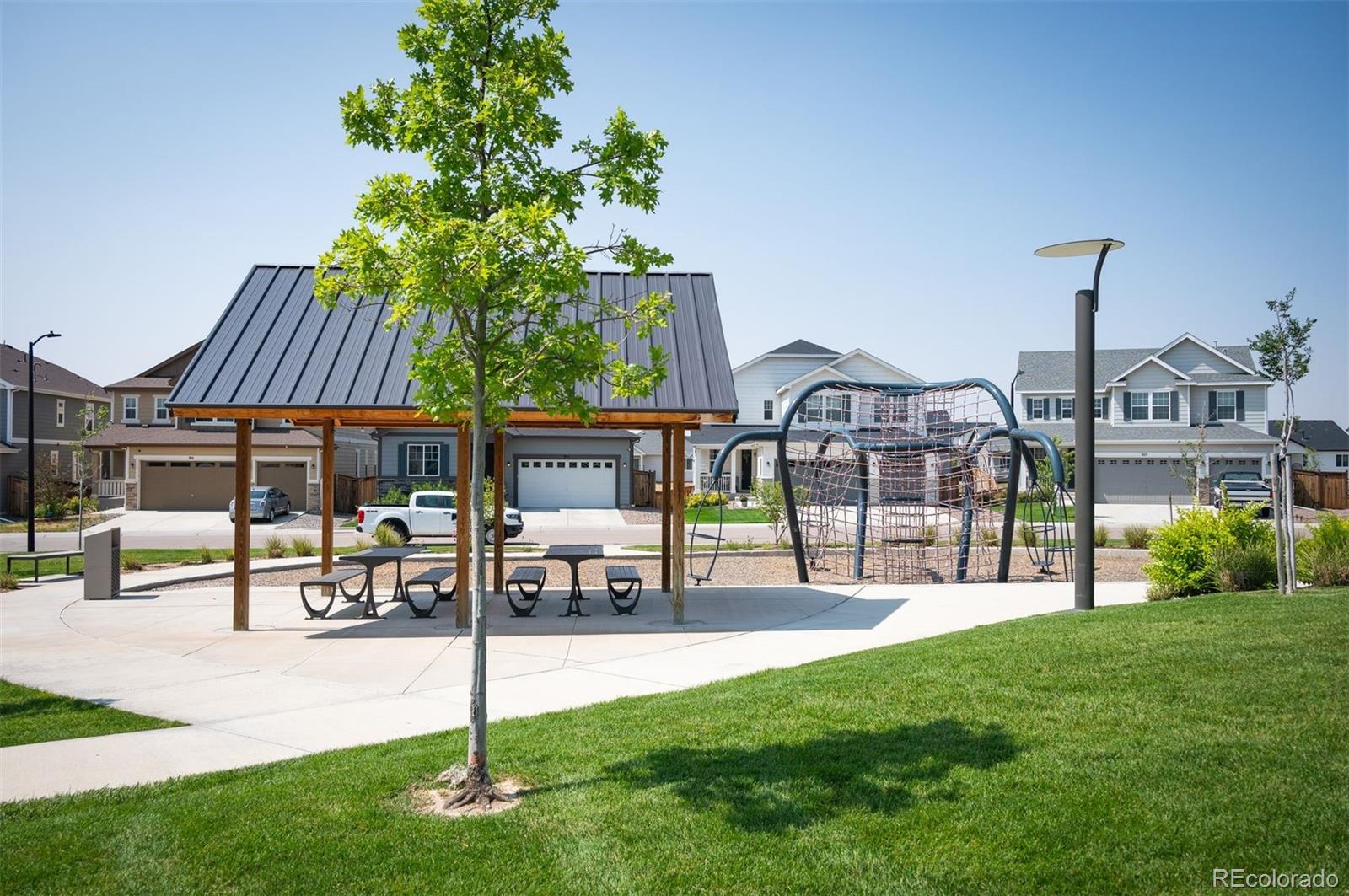MLS Image #36 for 27790 e 9th place,aurora, Colorado