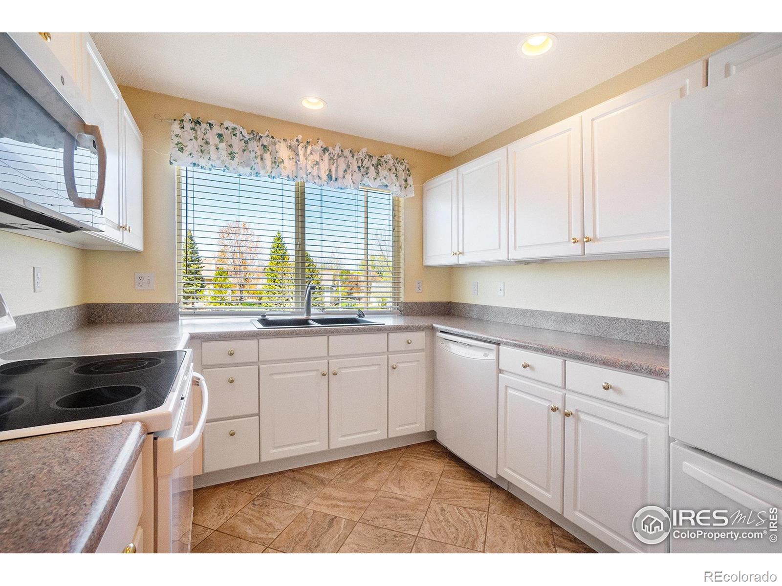 MLS Image #9 for 5225  white willow drive,fort collins, Colorado