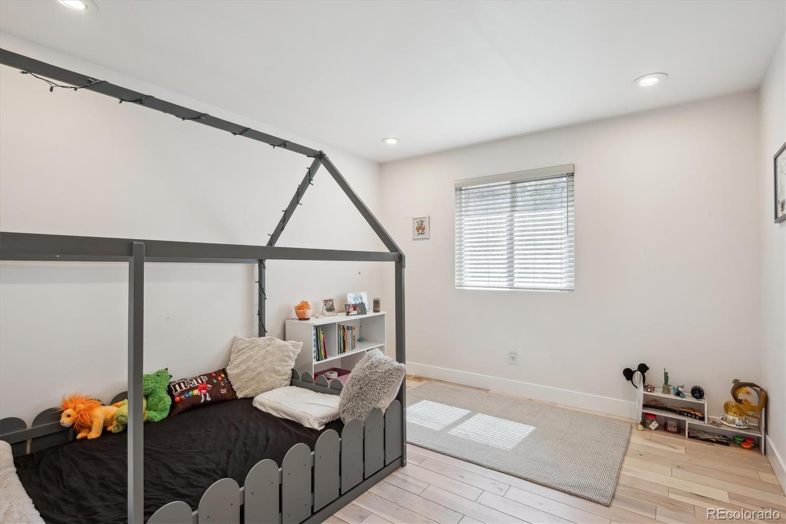 MLS Image #23 for 1206 e phillips place,littleton, Colorado