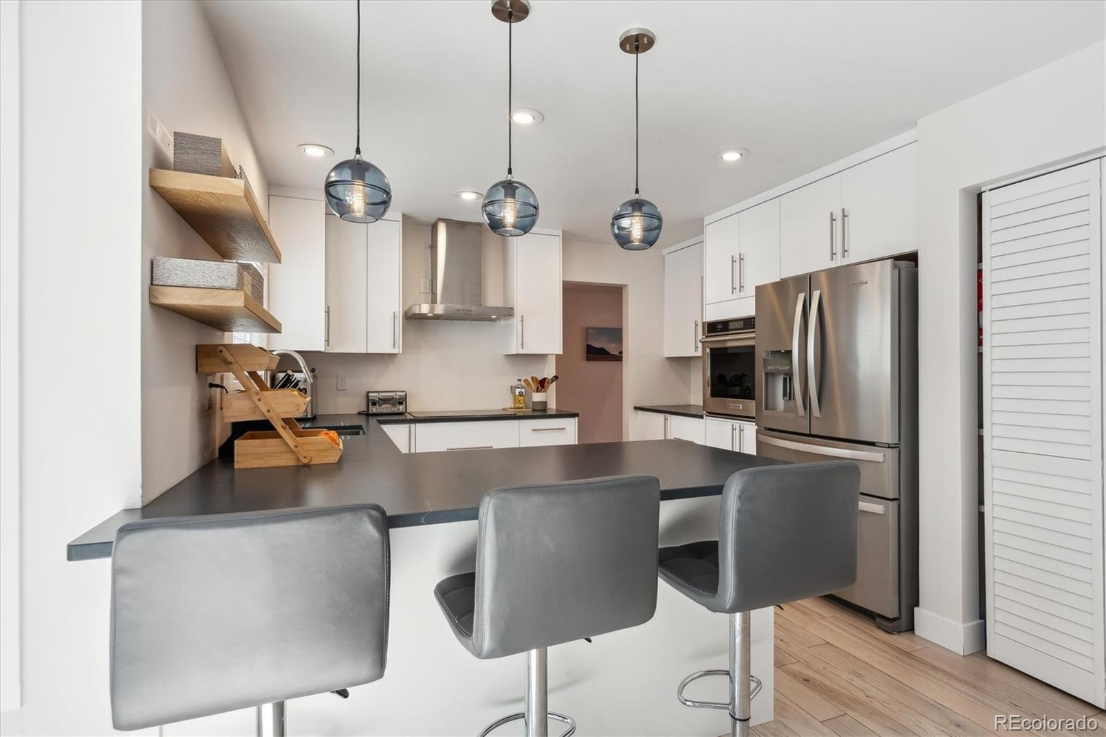 MLS Image #5 for 1206 e phillips place,littleton, Colorado