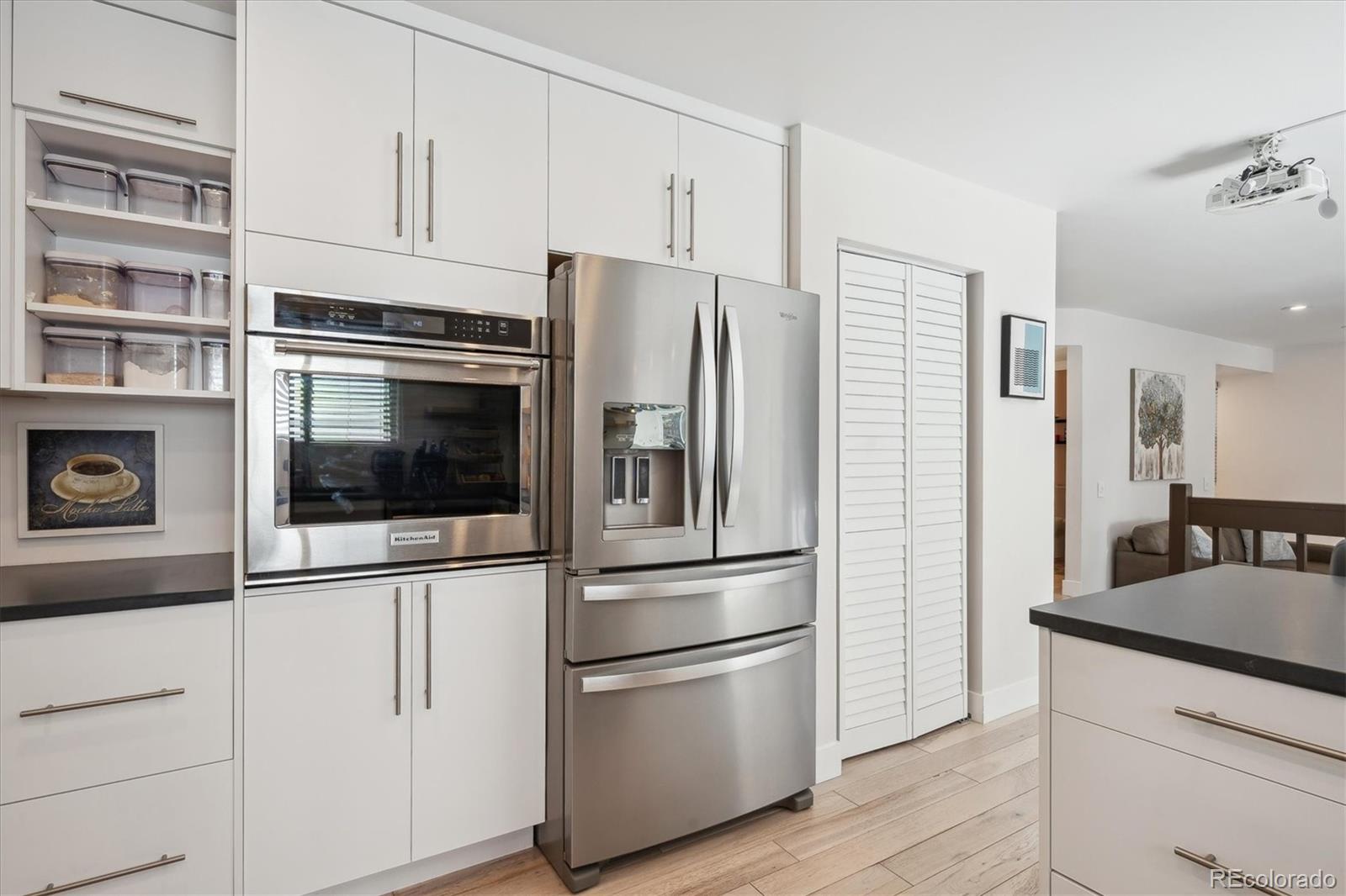 MLS Image #7 for 1206 e phillips place,littleton, Colorado