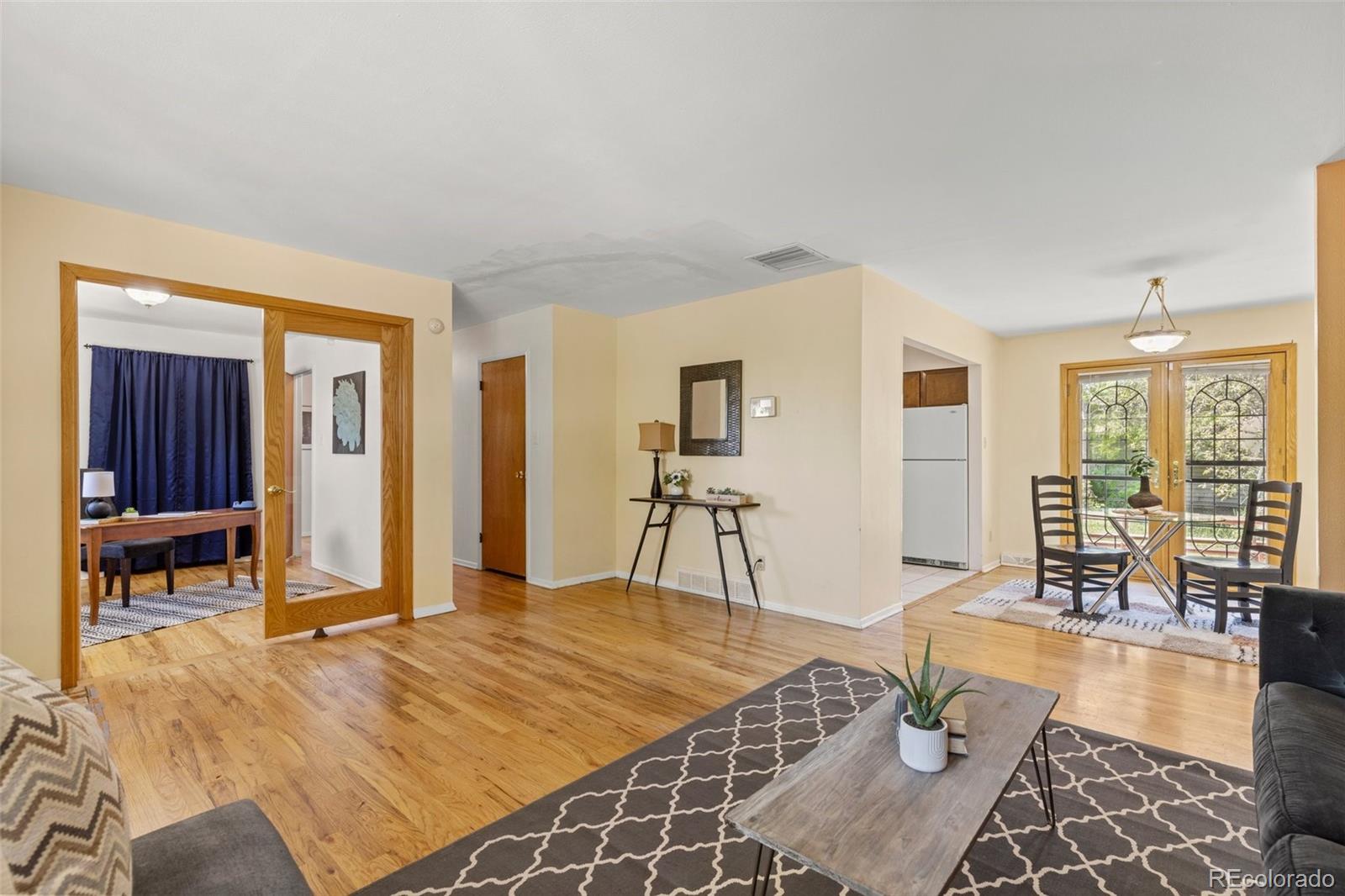 MLS Image #8 for 430 s potomac circle,aurora, Colorado