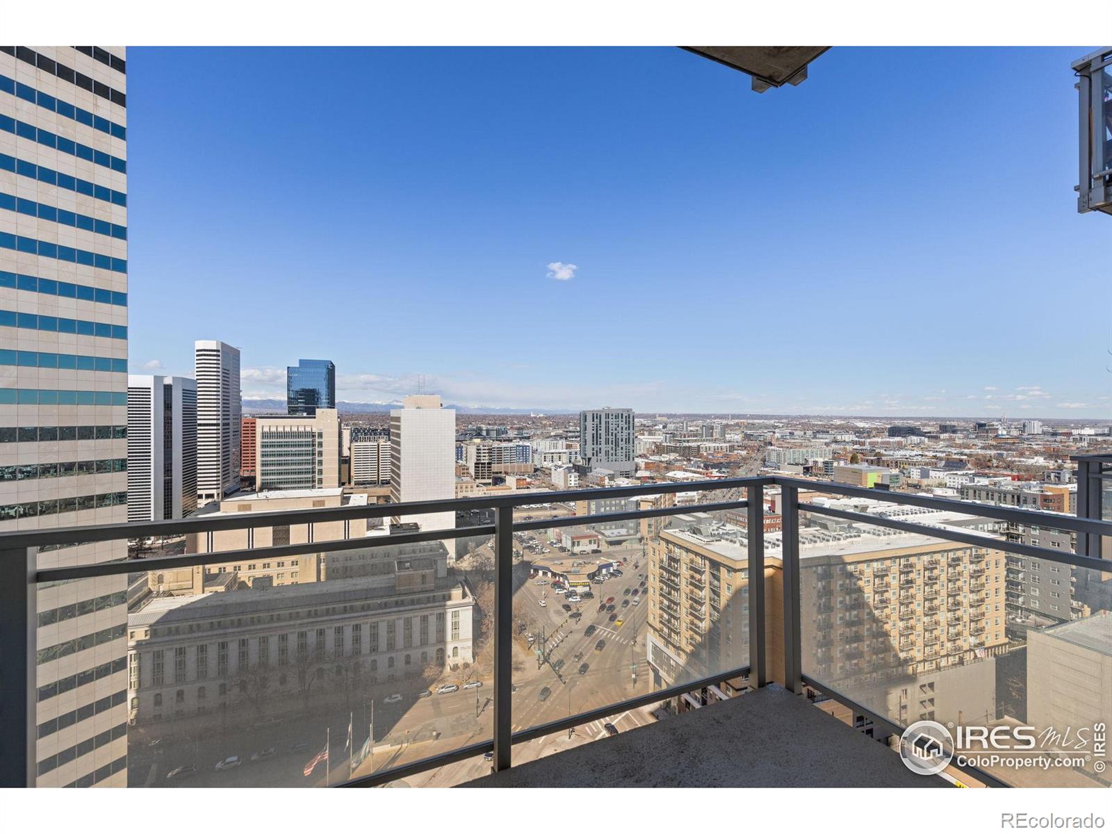 MLS Image #11 for 2001  lincoln street 2113,denver, Colorado