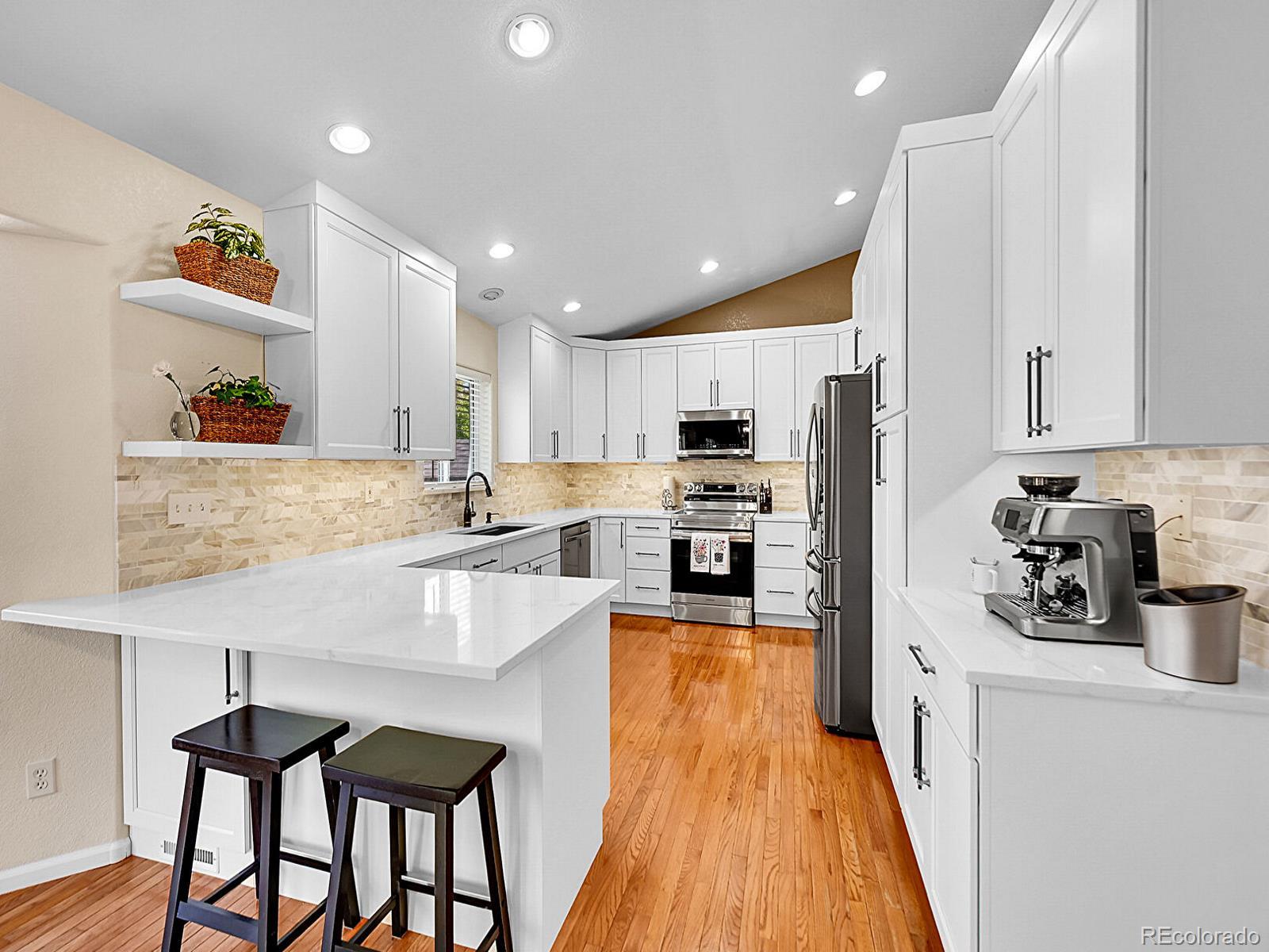 MLS Image #10 for 7809 s flower street,littleton, Colorado
