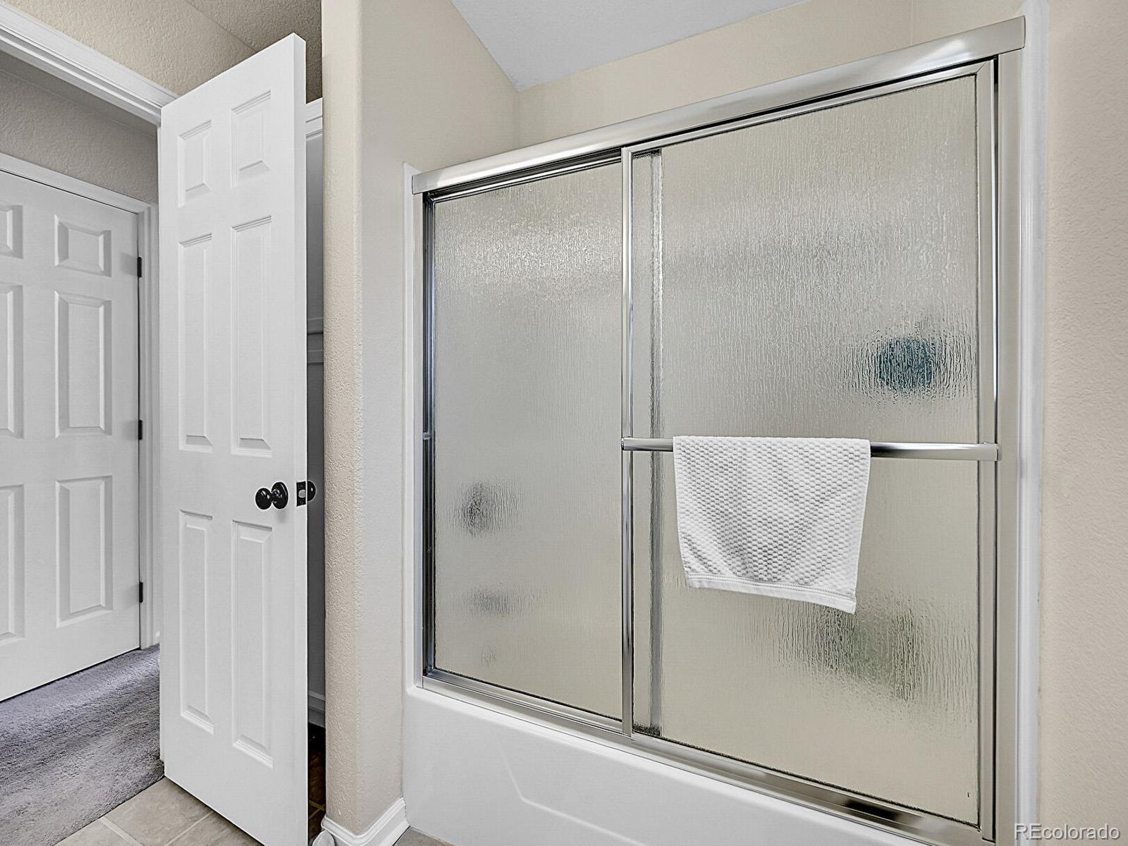 MLS Image #16 for 7809 s flower street,littleton, Colorado