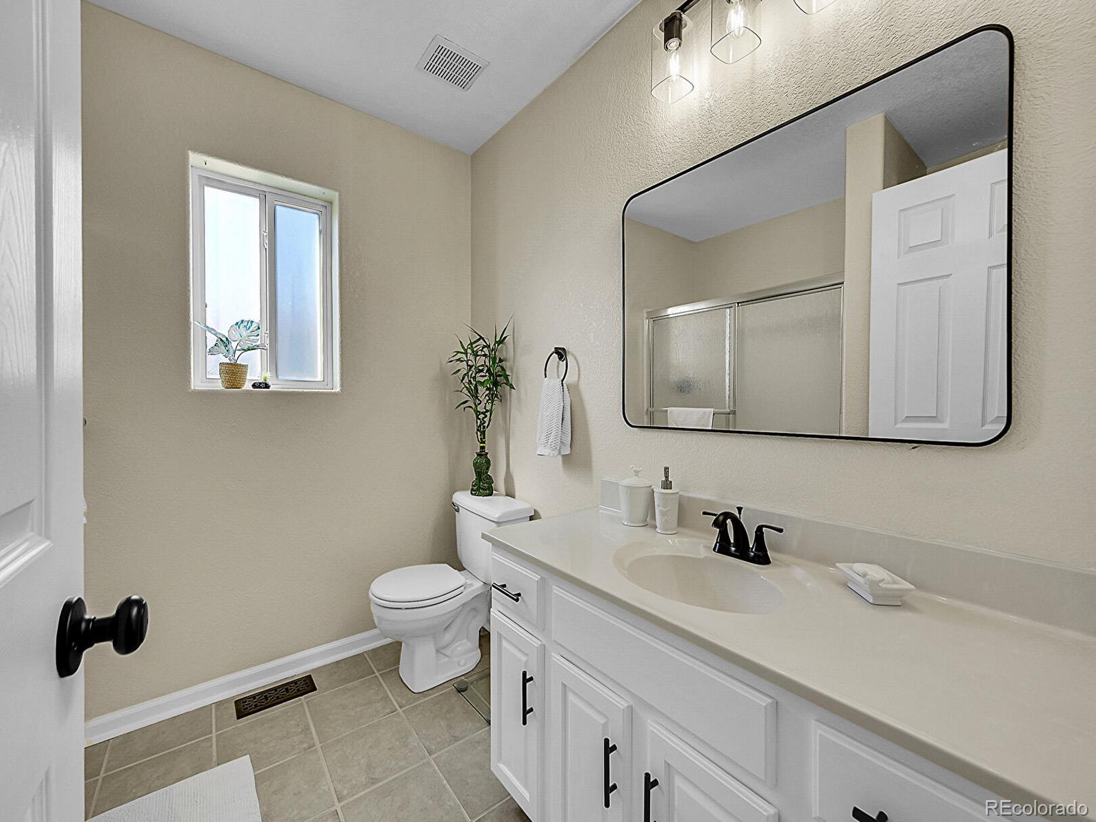 MLS Image #20 for 7809 s flower street,littleton, Colorado