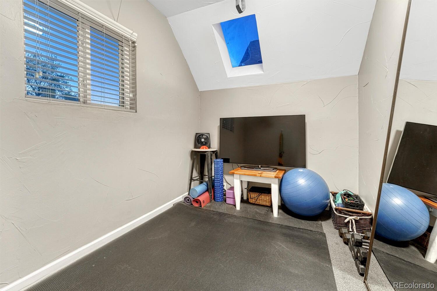 MLS Image #30 for 1729 n clarkson street,denver, Colorado