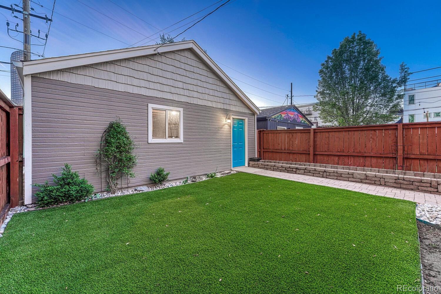MLS Image #35 for 1729 n clarkson street,denver, Colorado