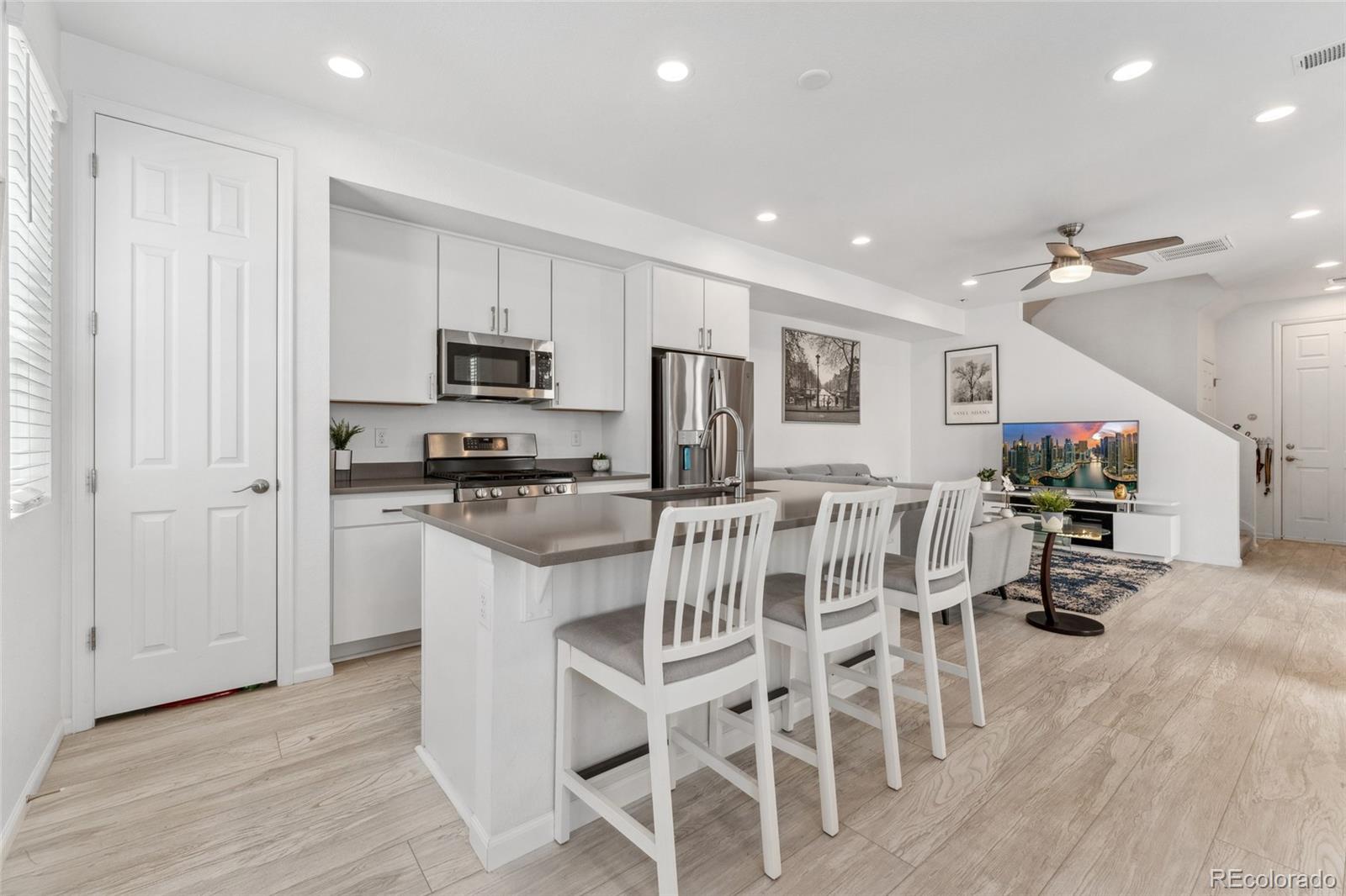 MLS Image #4 for 12314  hayloft lane,thornton, Colorado
