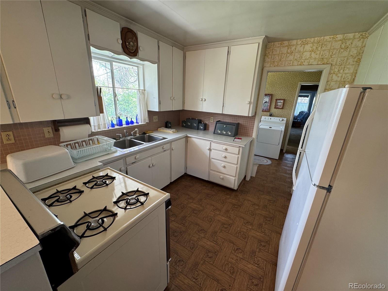MLS Image #9 for 1950  glen shiel drive,lakewood, Colorado