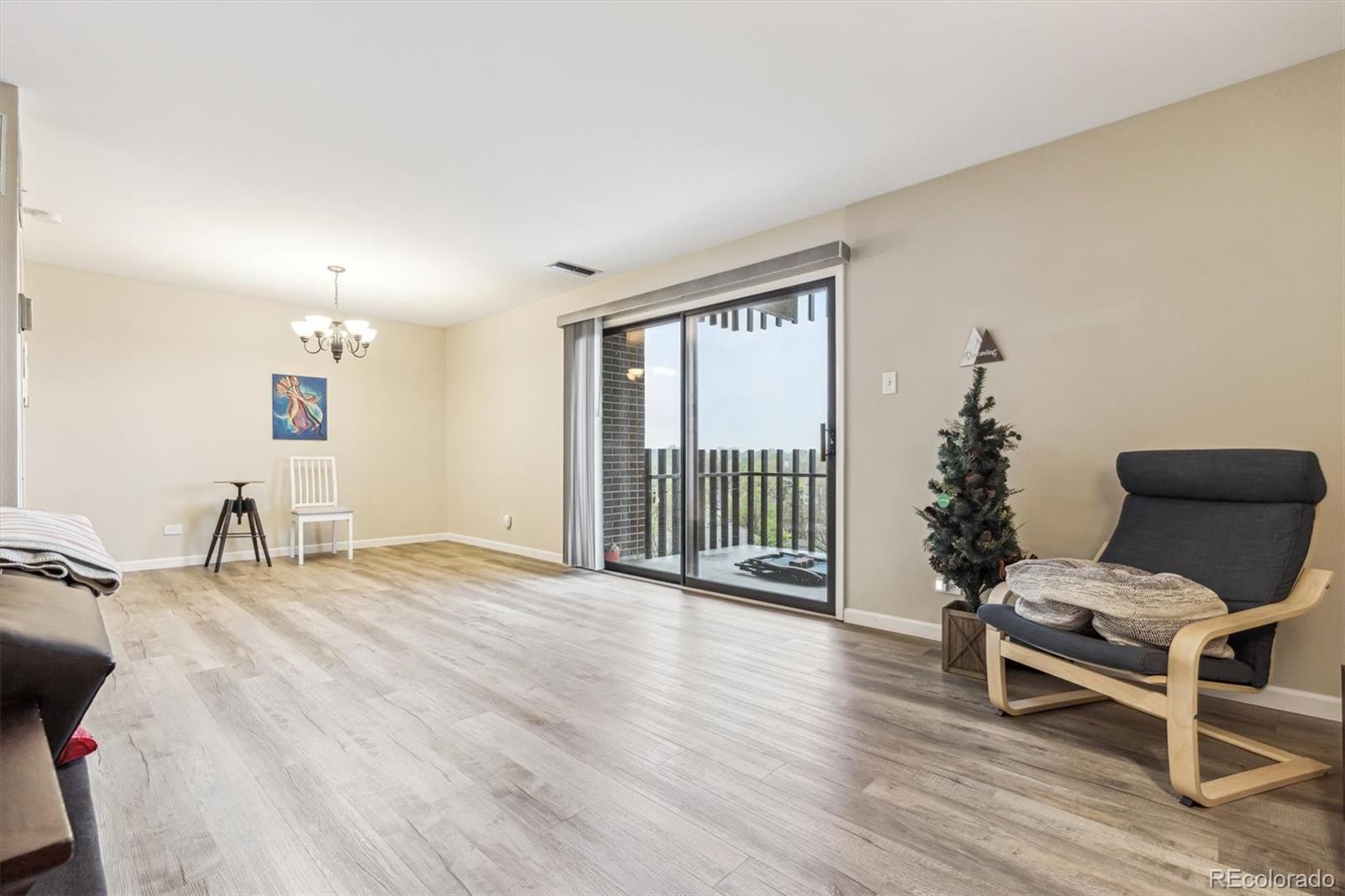 MLS Image #13 for 480 s marion parkway,denver, Colorado