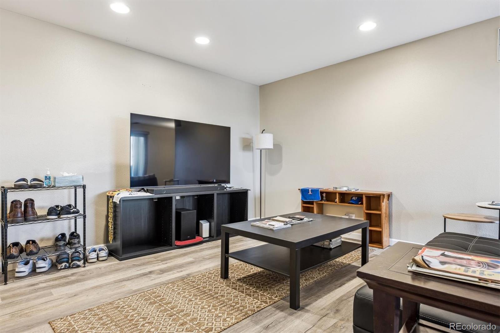 MLS Image #5 for 480 s marion parkway,denver, Colorado