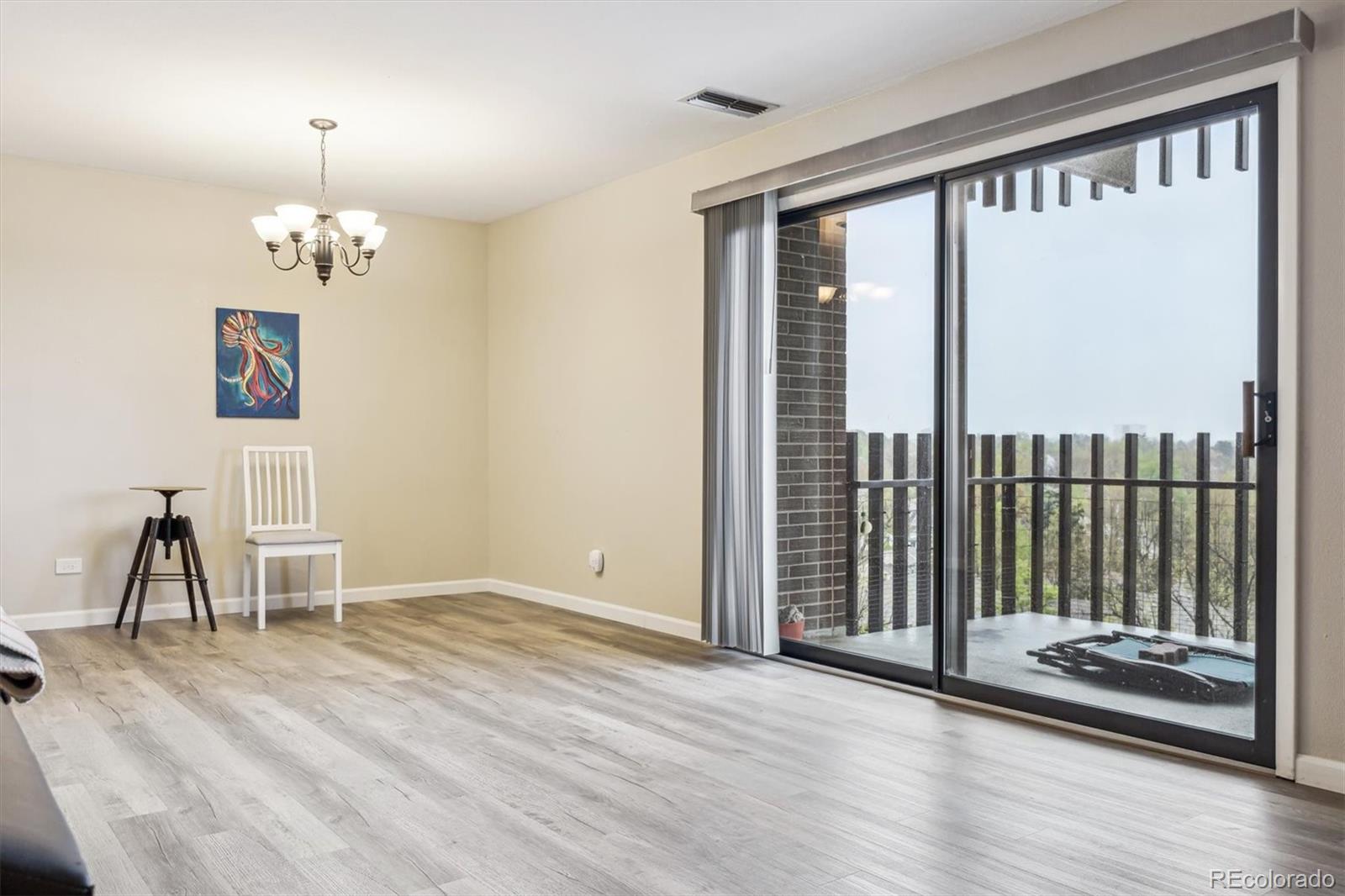 MLS Image #9 for 480 s marion parkway,denver, Colorado