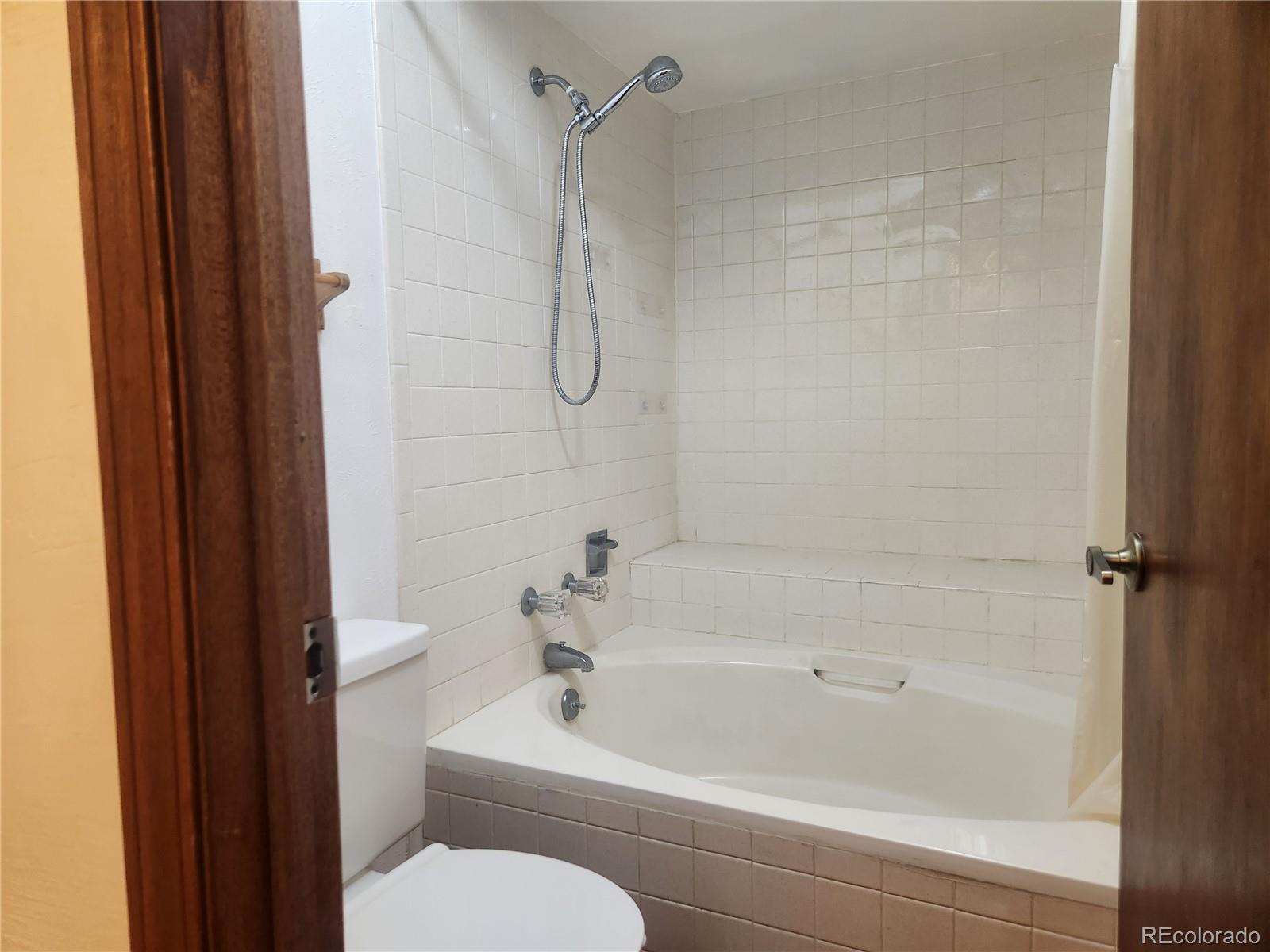 MLS Image #14 for 812 s ouray street,aurora, Colorado