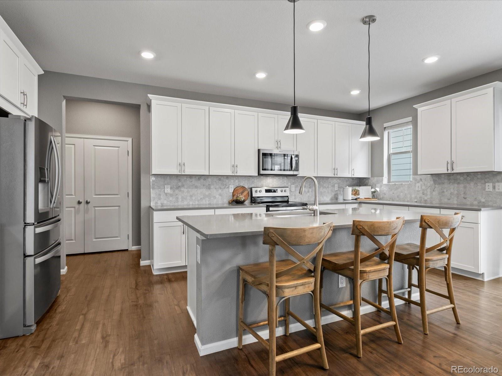 MLS Image #10 for 5716  boston court,denver, Colorado