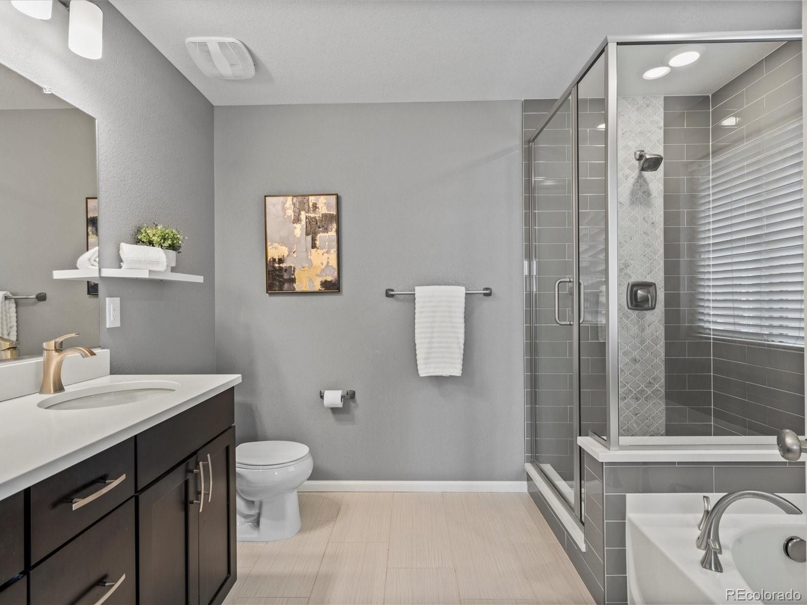 MLS Image #20 for 5716  boston court,denver, Colorado