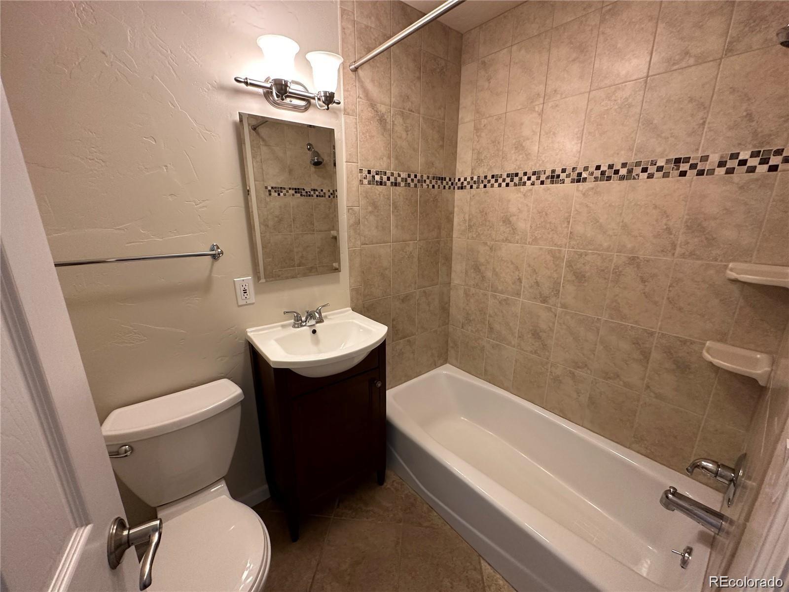 MLS Image #16 for 6176 s adams drive,centennial, Colorado