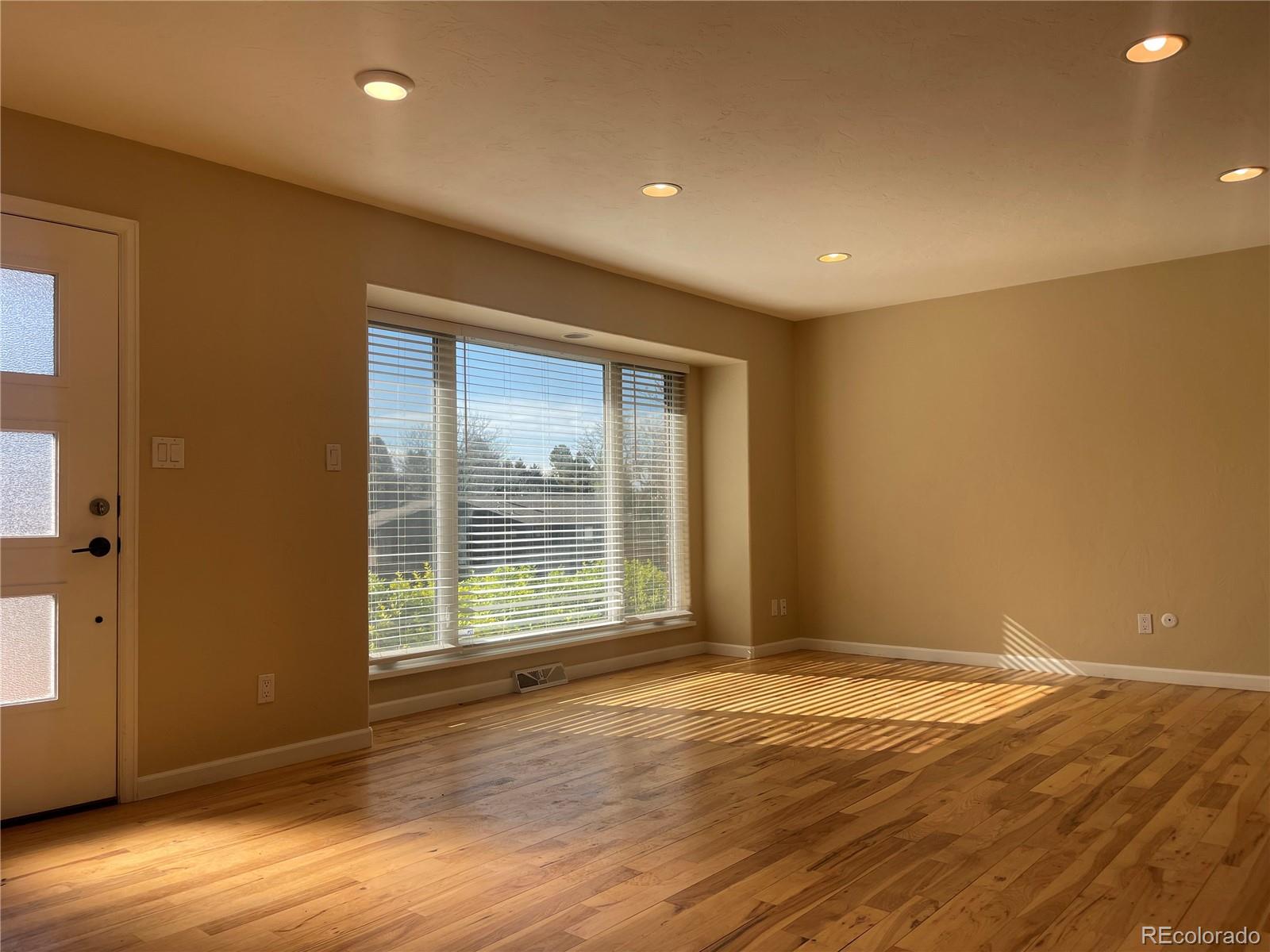 MLS Image #2 for 6176 s adams drive,centennial, Colorado