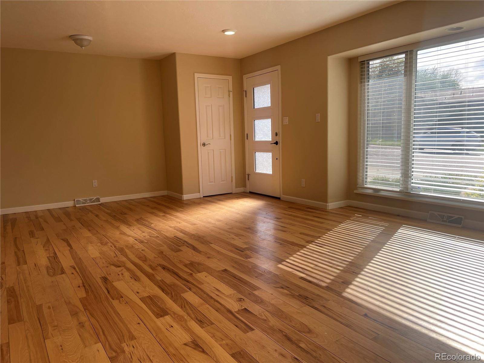 MLS Image #3 for 6176 s adams drive,centennial, Colorado