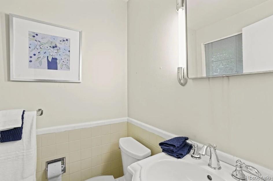 MLS Image #13 for 6235 e 6th avenue parkway,denver, Colorado
