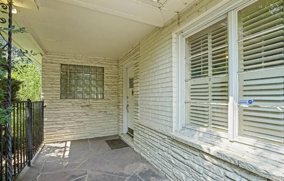 MLS Image #23 for 6235 e 6th avenue parkway,denver, Colorado