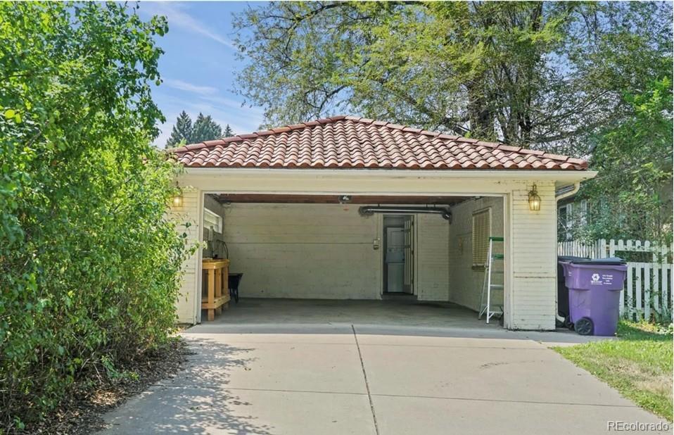 MLS Image #24 for 6235 e 6th avenue parkway,denver, Colorado