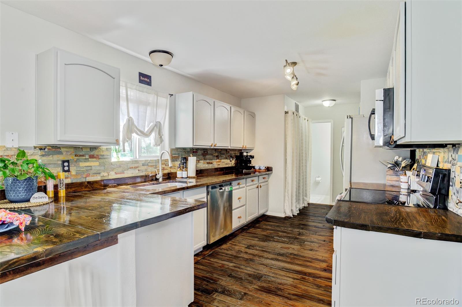 MLS Image #10 for 1156  white stone way,fountain, Colorado