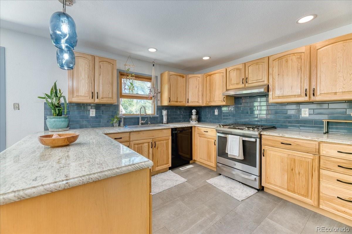 MLS Image #8 for 879 s cole drive,lakewood, Colorado