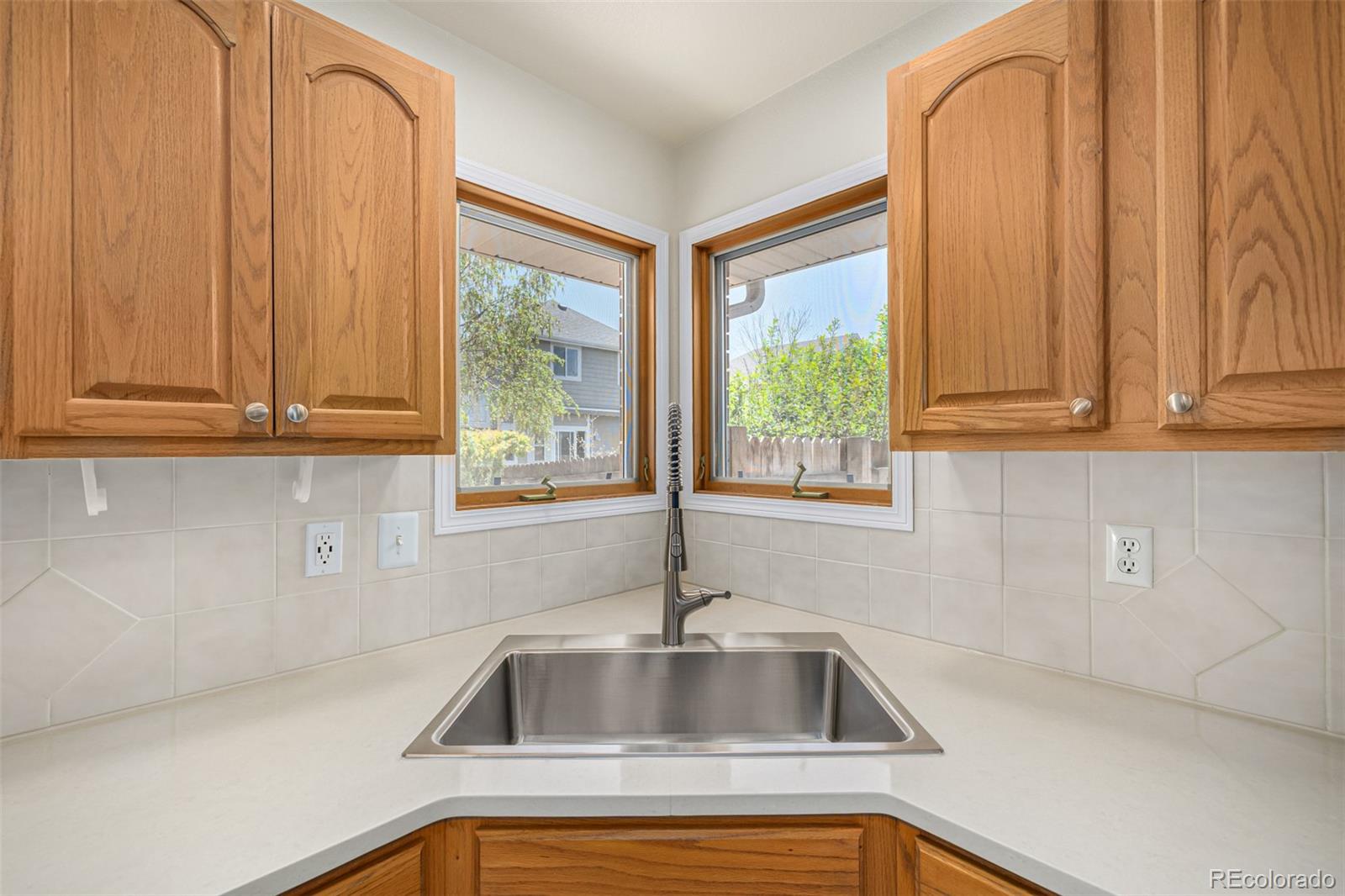 MLS Image #13 for 2072  skylark court,longmont, Colorado