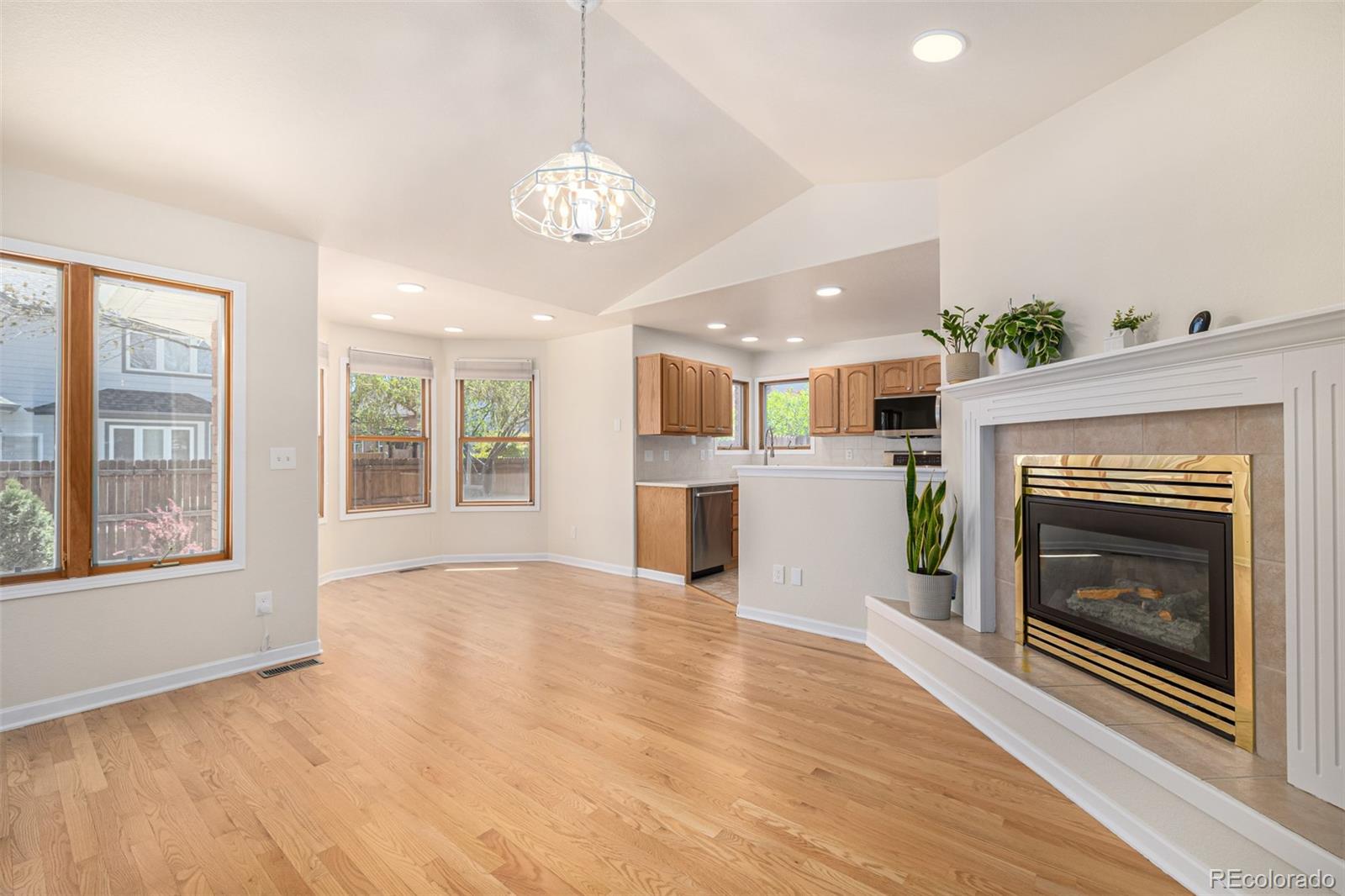 MLS Image #15 for 2072  skylark court,longmont, Colorado
