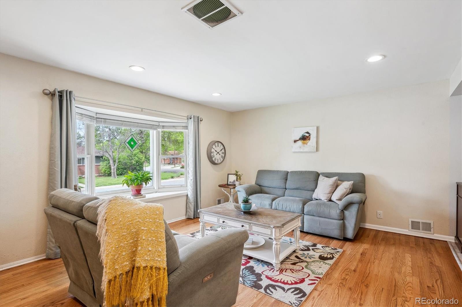 MLS Image #5 for 6410  independence way,arvada, Colorado
