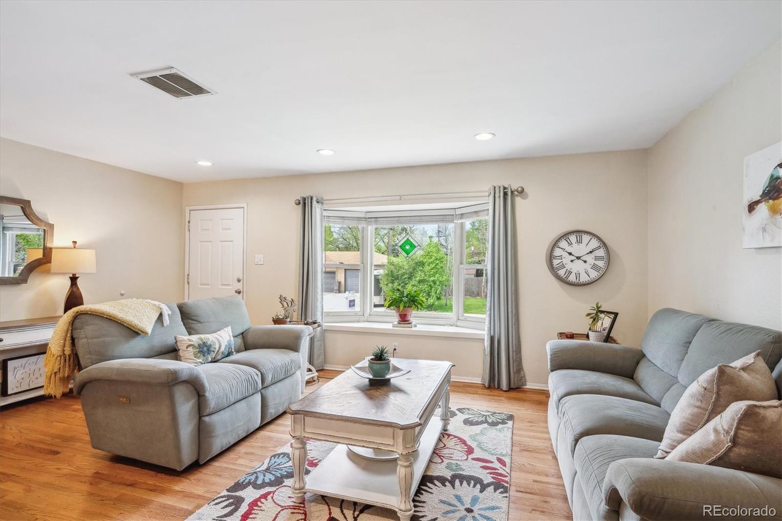 MLS Image #6 for 6410  independence way,arvada, Colorado