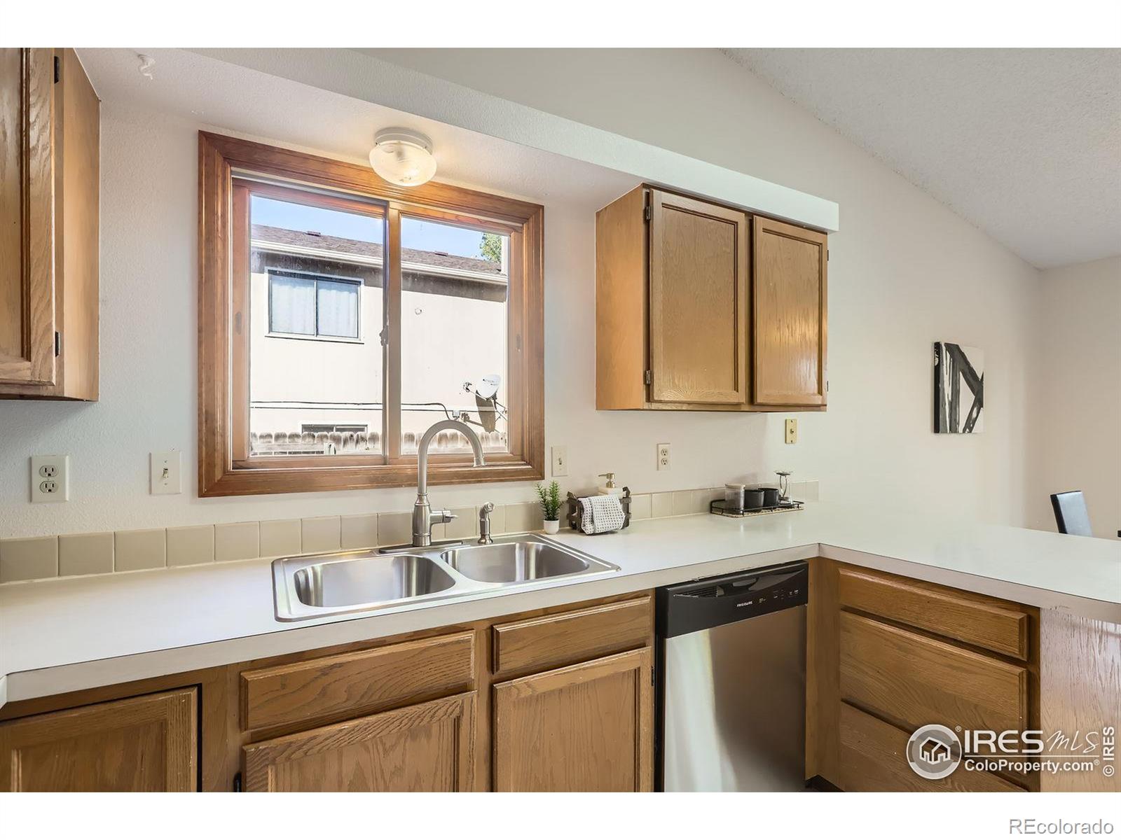 MLS Image #10 for 706  bear creek drive,fort collins, Colorado