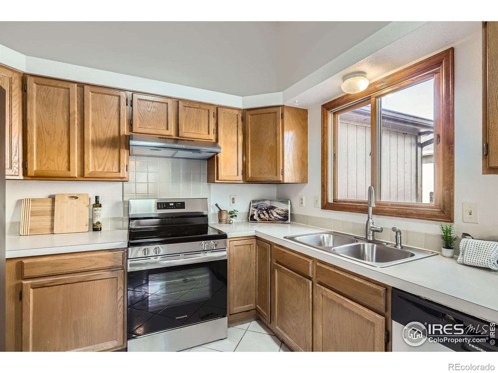 MLS Image #9 for 706  bear creek drive,fort collins, Colorado