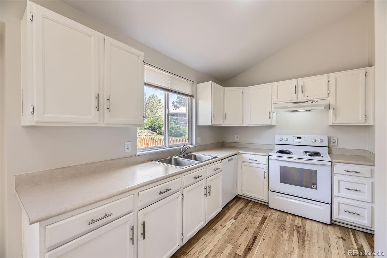 MLS Image #7 for 1758 s ensenada street,aurora, Colorado