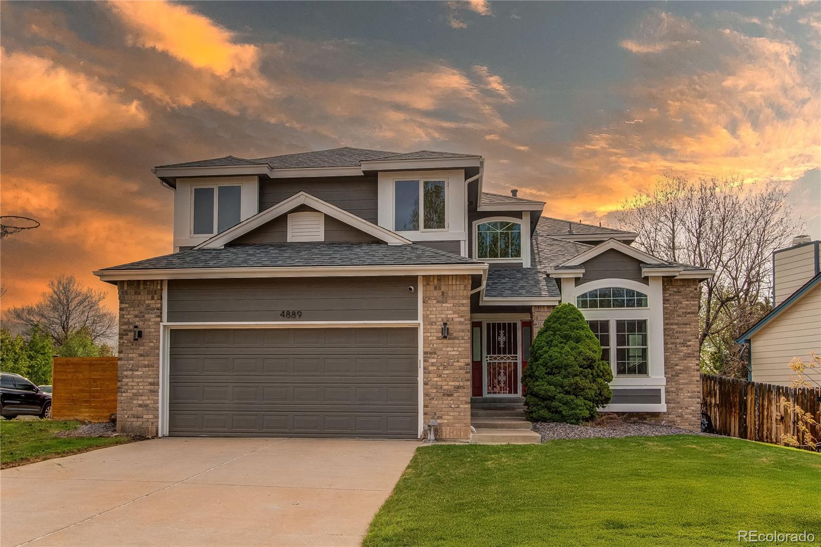 MLS Image #2 for 4889 s elkhart court,aurora, Colorado