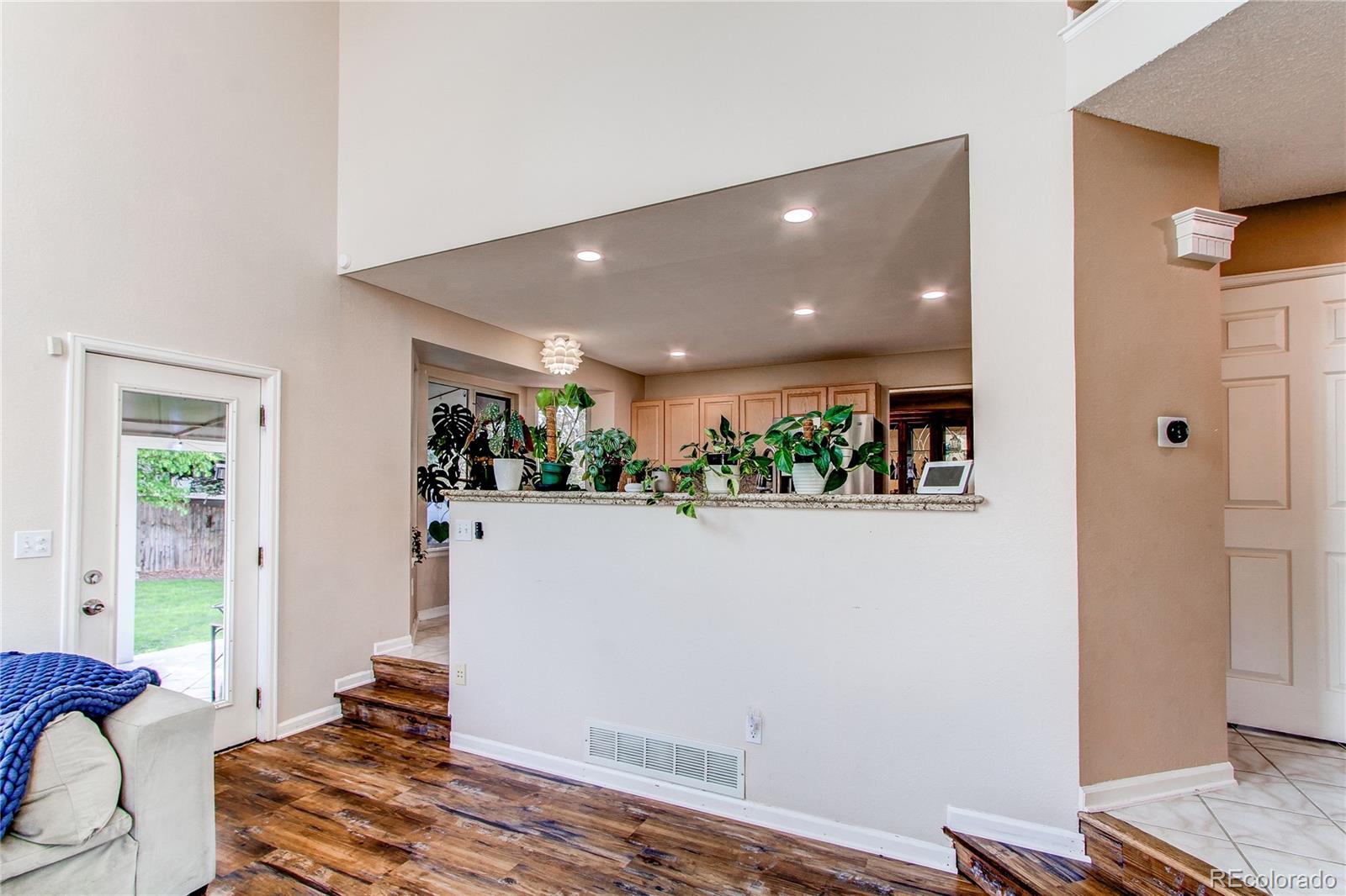 MLS Image #20 for 4889 s elkhart court,aurora, Colorado